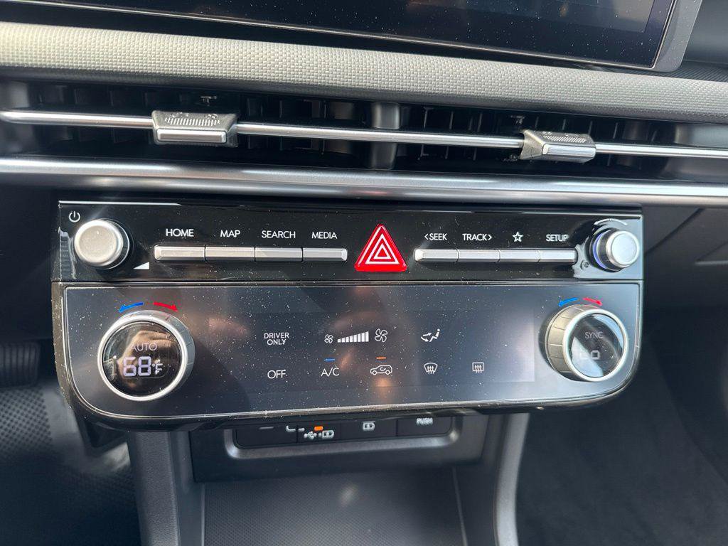 New 2026 Hyundai Tucson Blue SE AWD/4WD image 16