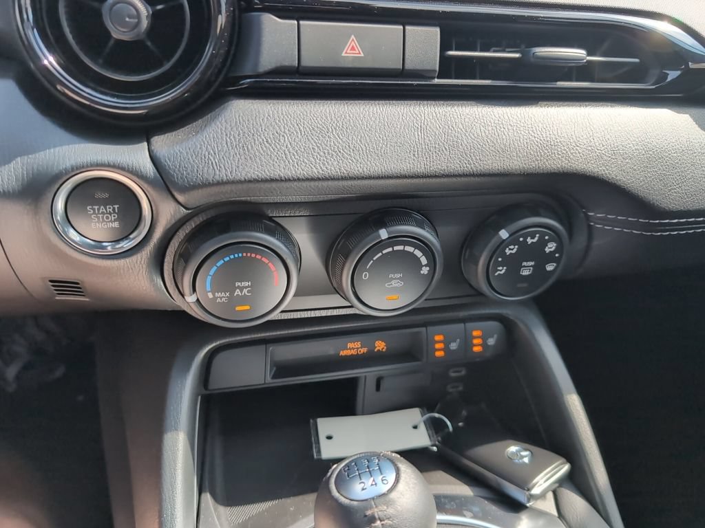 New 2026 MAZDA MX-5 Miata Club w/ Interior Package RWD image 25