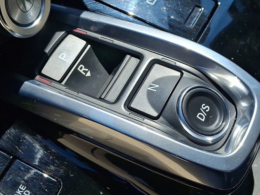 Used 2023 Acura MDX SH-AWD w/ Technology Package image 16