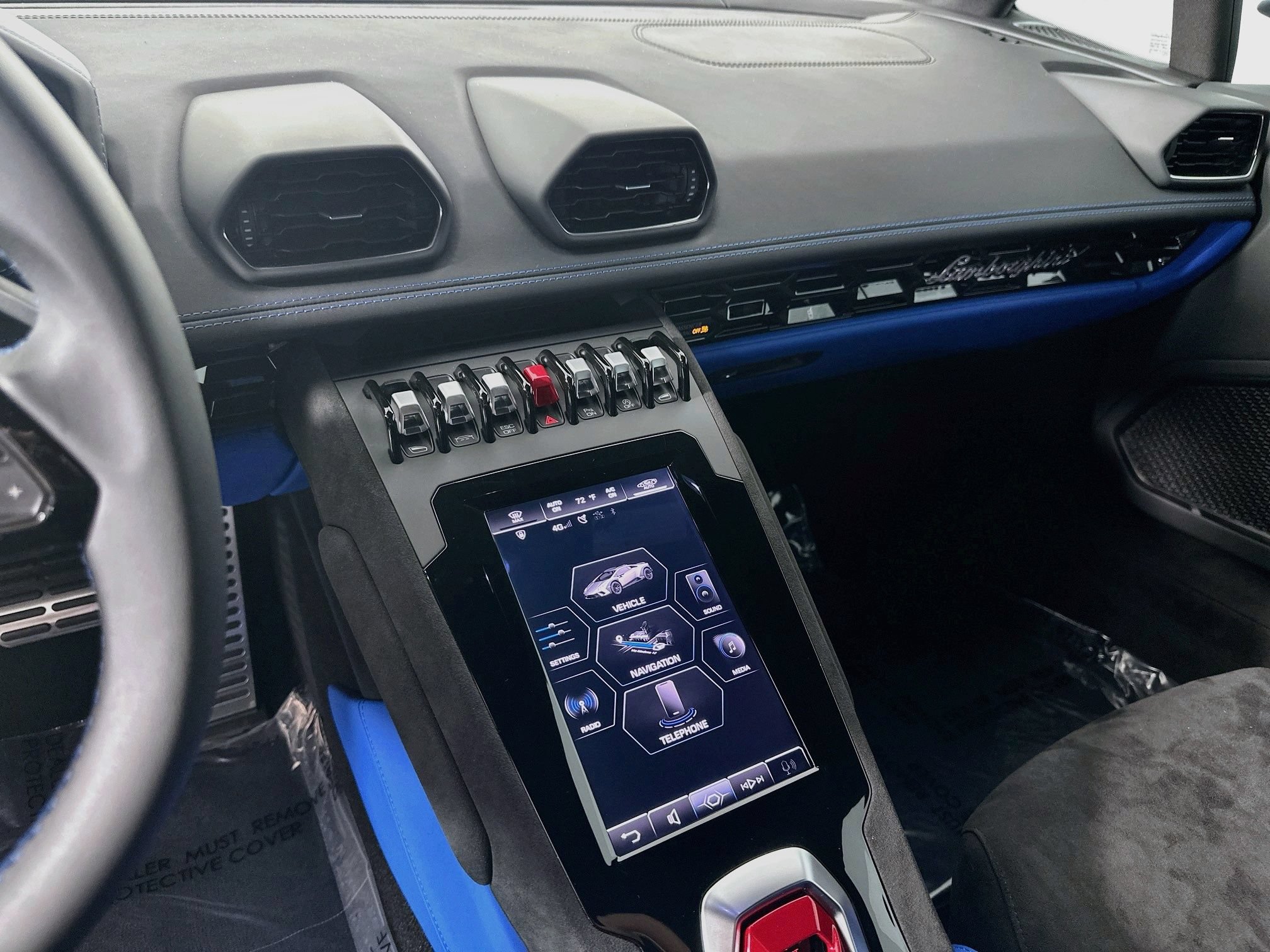 Used 2023 Lamborghini Huracan Sterrato AWD/4WD image 13