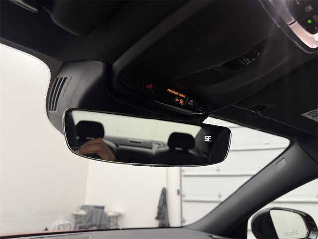 Used 2019 Volvo S60 T5 R-Design image 25