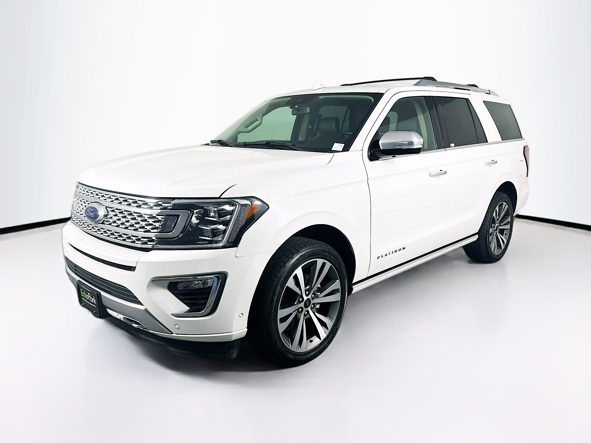 Used 2021 Ford Expedition Platinum image 3