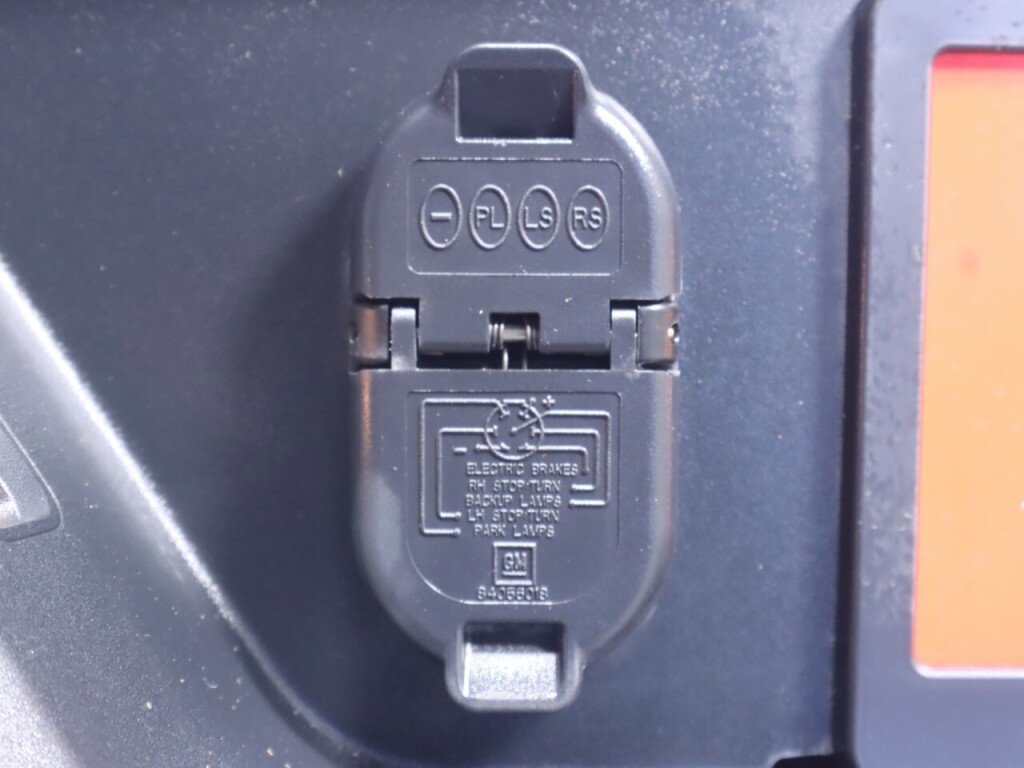 Used 2020 Chevrolet Silverado 1500 RST image 34