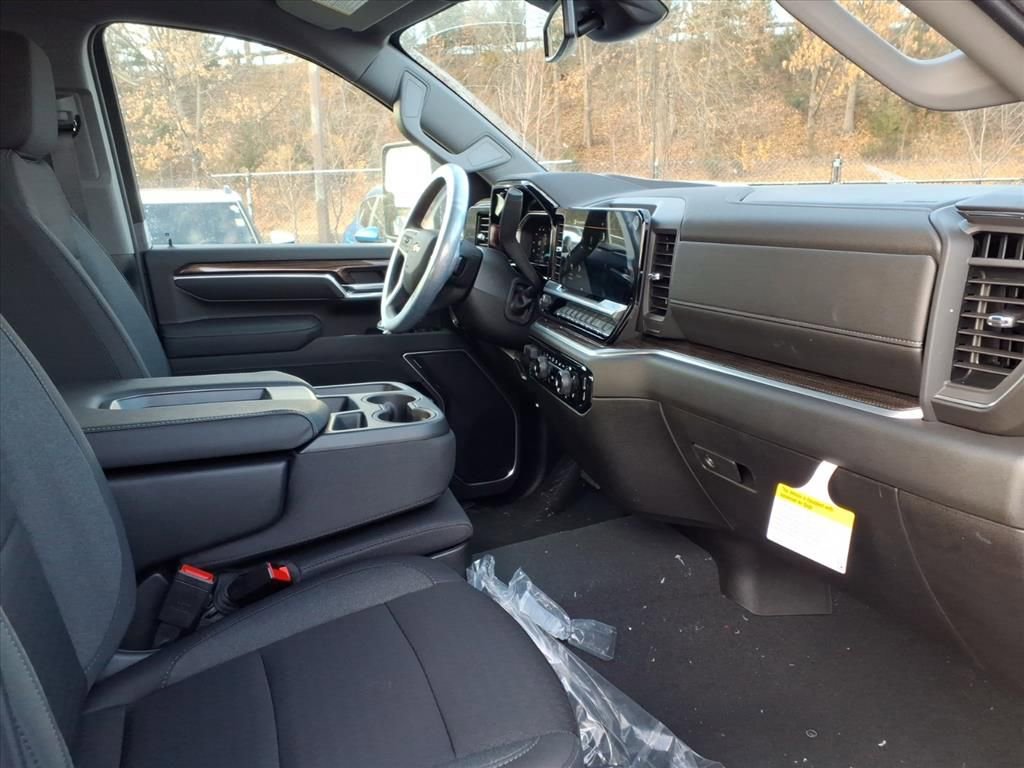New 2026 Chevrolet Silverado 2500 LT w/ All Star Edition image 13