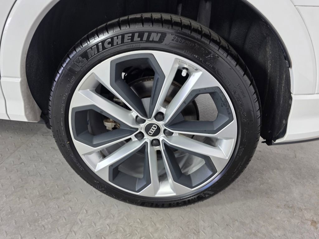 Used 2021 Audi Q3 2.0T Premium w/ Convenience Package image 17