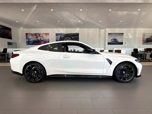 New 2027 BMW M4 Competition w/ Executive Package RWD image 2
