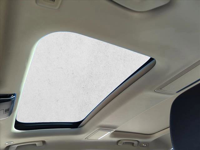 Used 2021 BMW 745e xDrive w/ Premium Package image 15