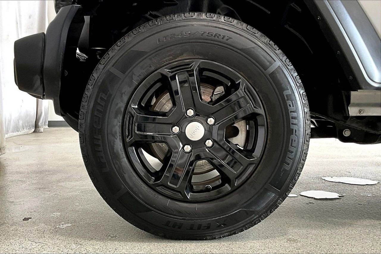 Used 2020 Jeep Wrangler Sport image 7