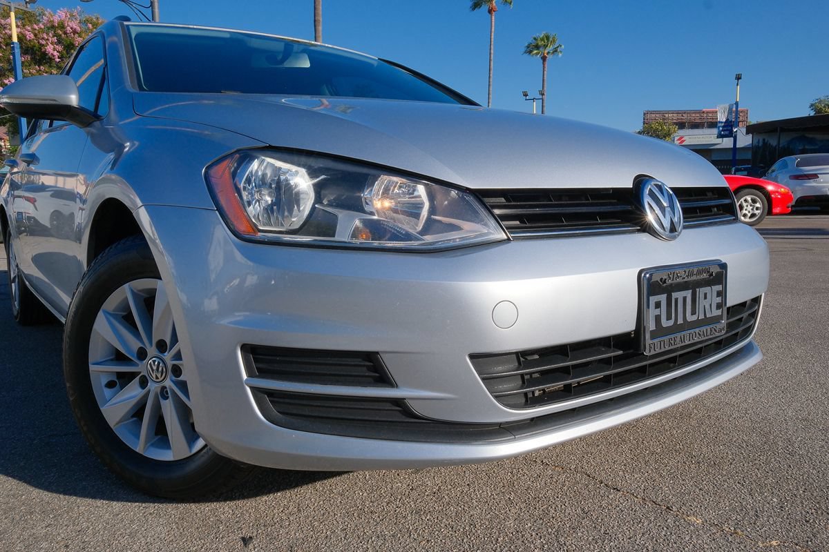 Used 2016 Volkswagen Golf SE FWD image 7
