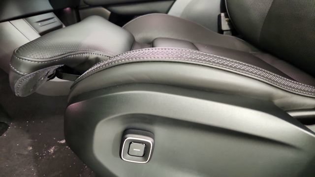 New 2026 Volvo EX90 Ultra AWD/4WD image 14