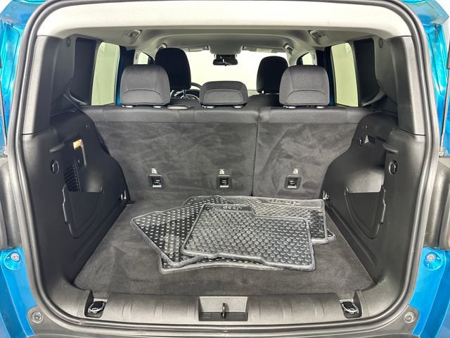 Used 2022 Jeep Renegade Latitude image 26