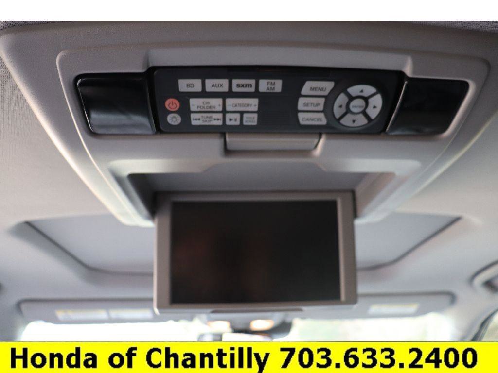 Used 2017 Honda Pilot Touring image 29