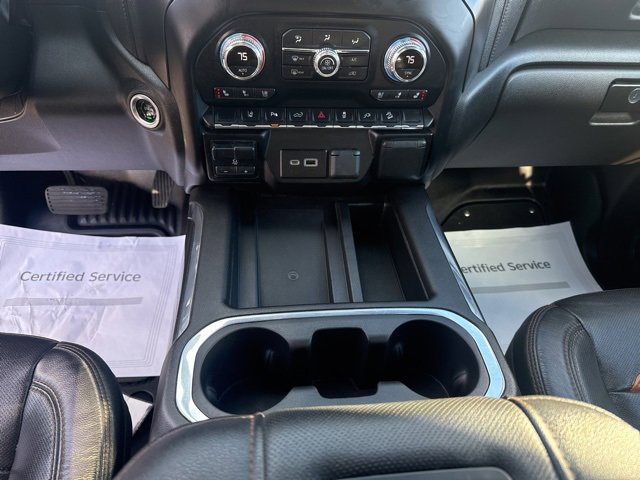Used 2022 GMC Sierra 2500 AT4 w/ AT4 Preferred Package image 17