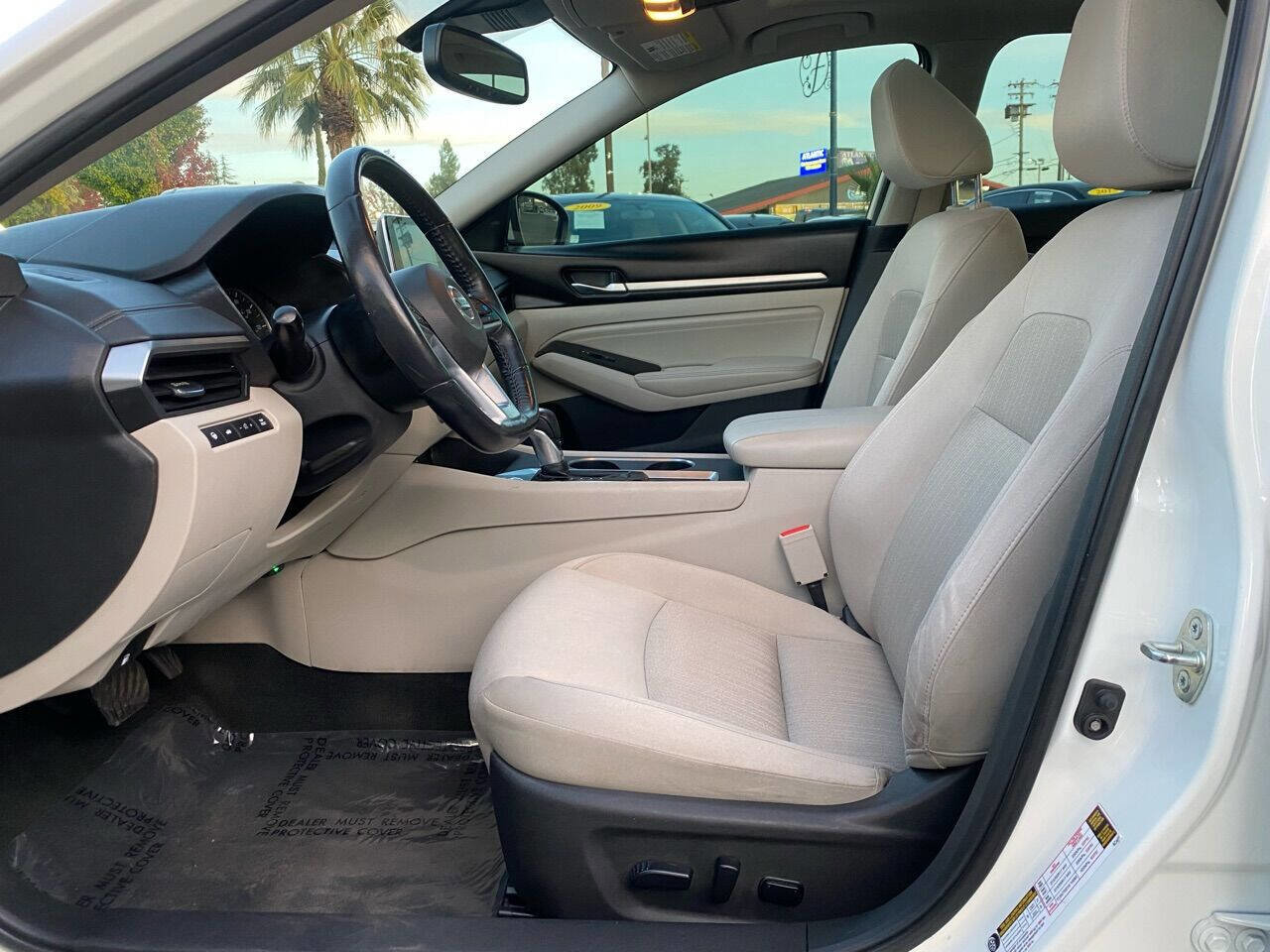 Used 2019 Nissan Altima 2.5 SV image 9