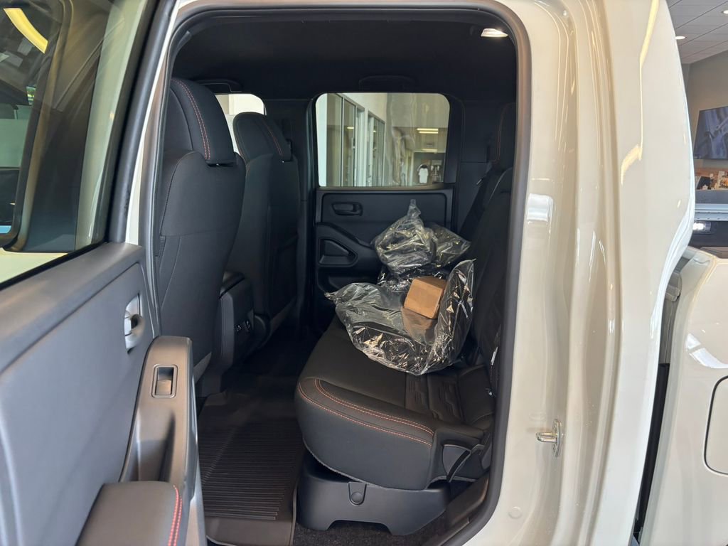 New 2026 Nissan Frontier PRO-4X w/ Pro-4x Convenience Package AWD/4WD image 24