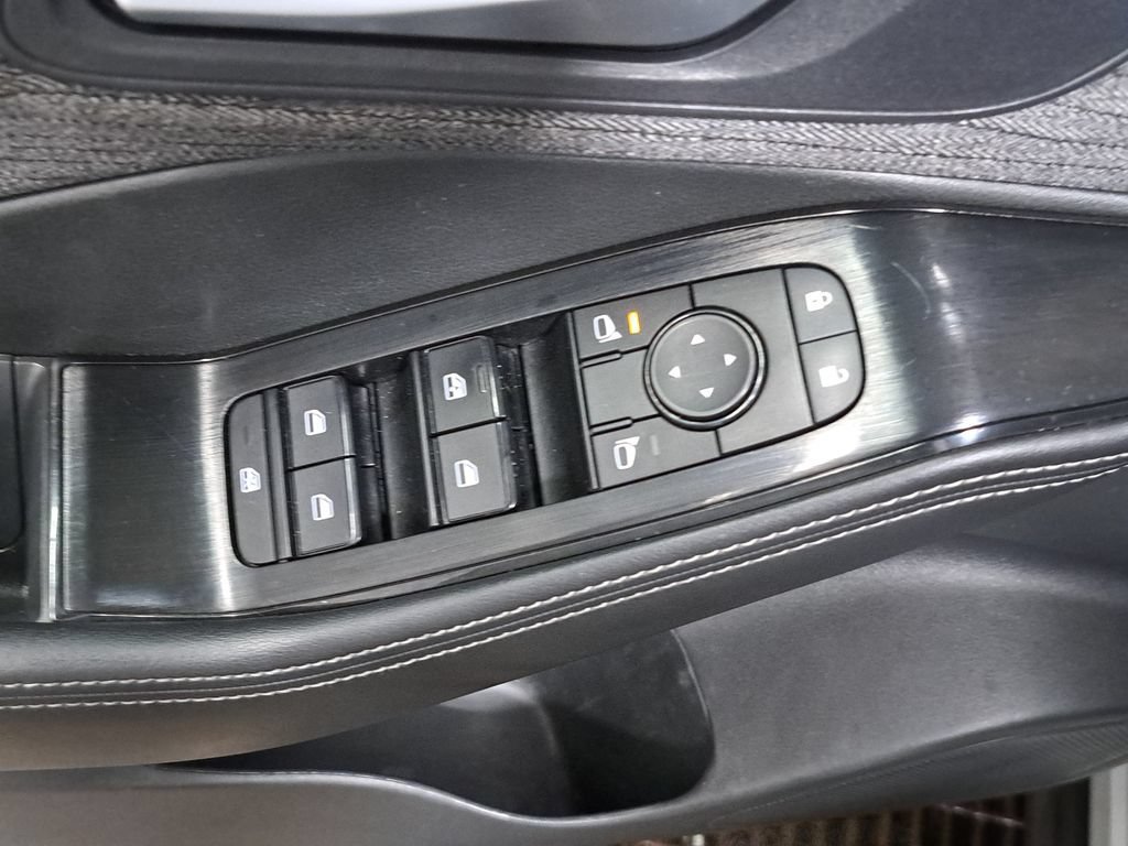 Used 2023 Nissan Rogue SV AWD/4WD image 29