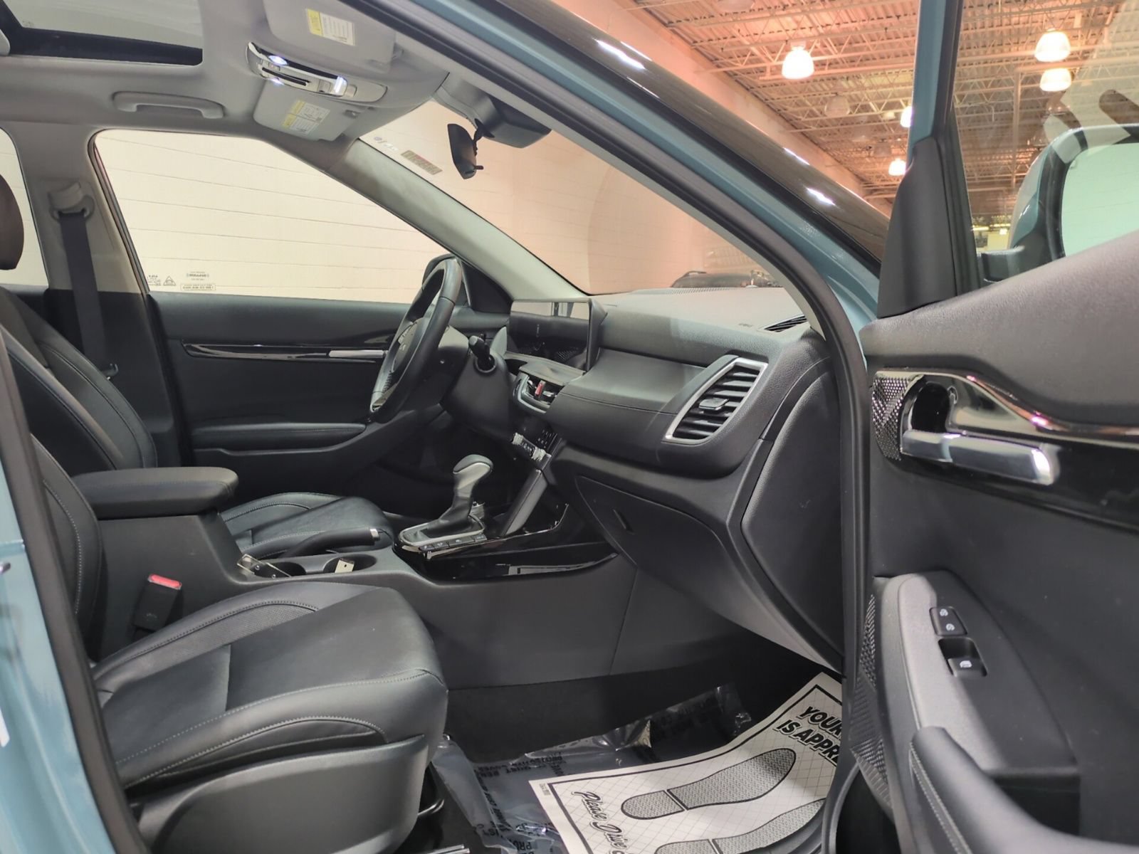 Certified 2025 Kia Seltos EX w/ EX Sunroof Package AWD/4WD image 9