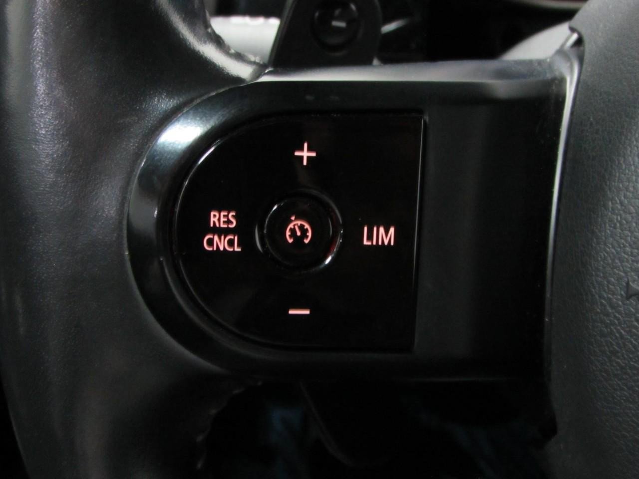 Used 2022 MINI Cooper S w/ Premium Package image 29