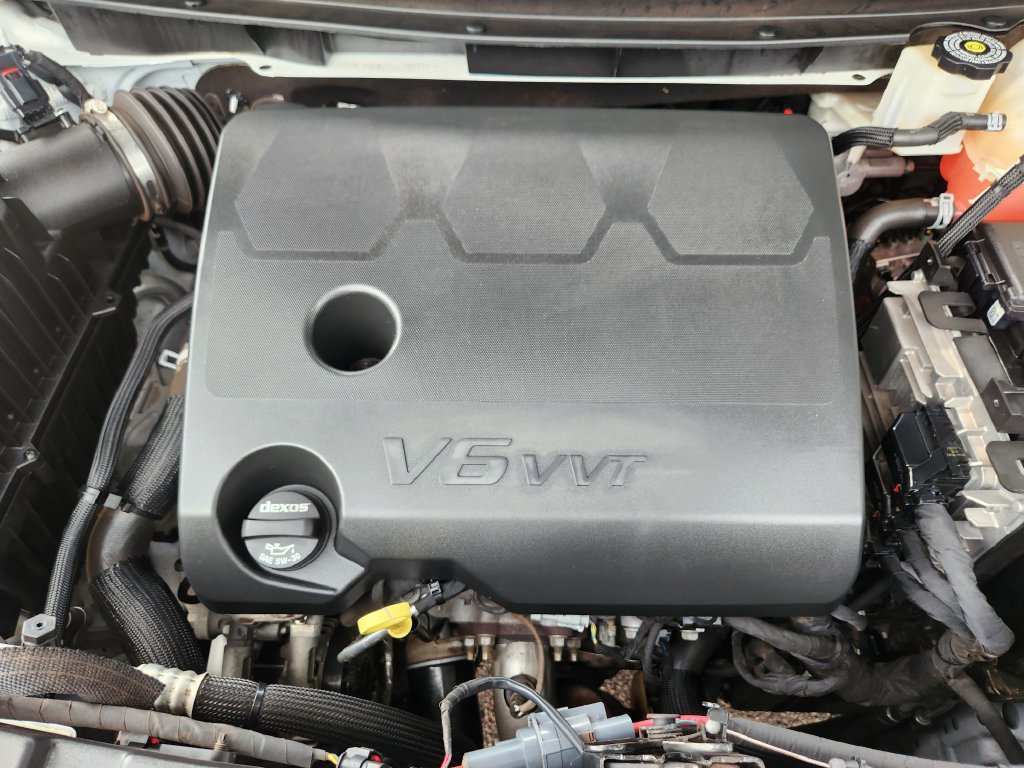 Used 2023 Chevrolet Traverse LT AWD/4WD image 20