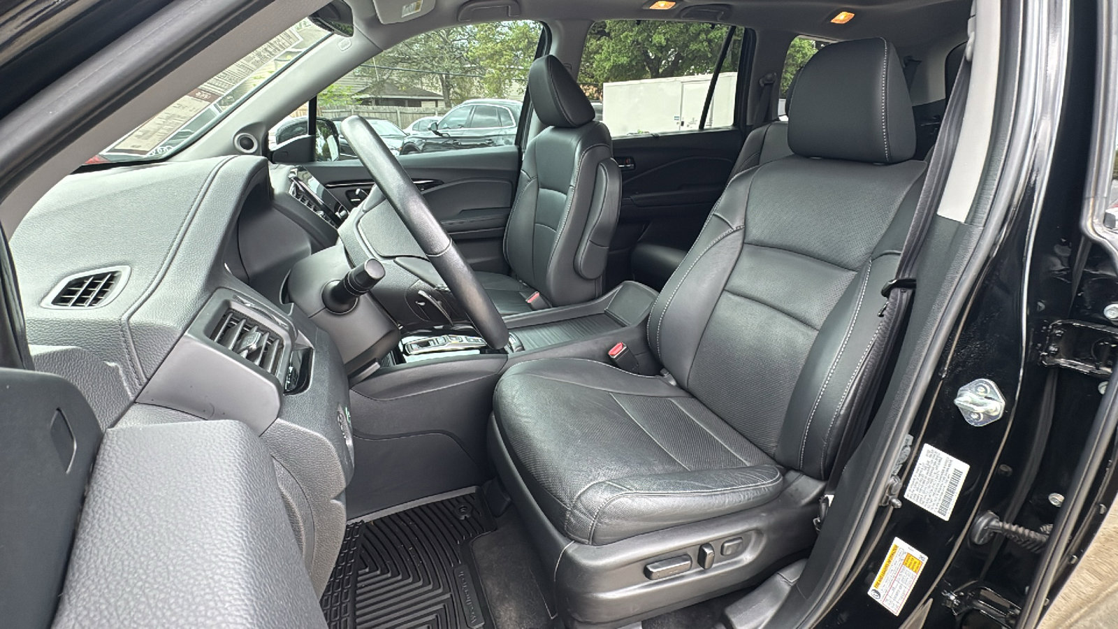 Used 2022 Honda Pilot Elite image 14