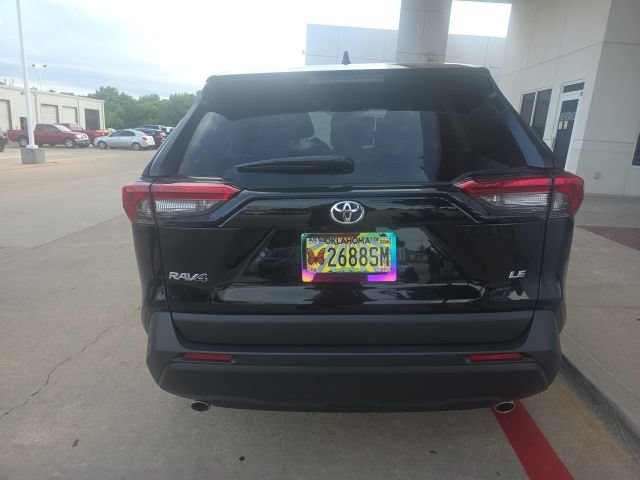 Used 2025 Toyota RAV4 LE FWD image 6
