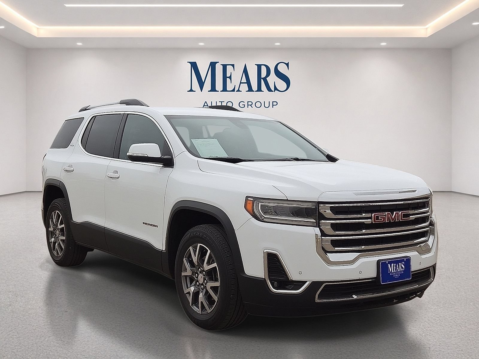 Used 2023 GMC Acadia SLT AWD/4WD image 7