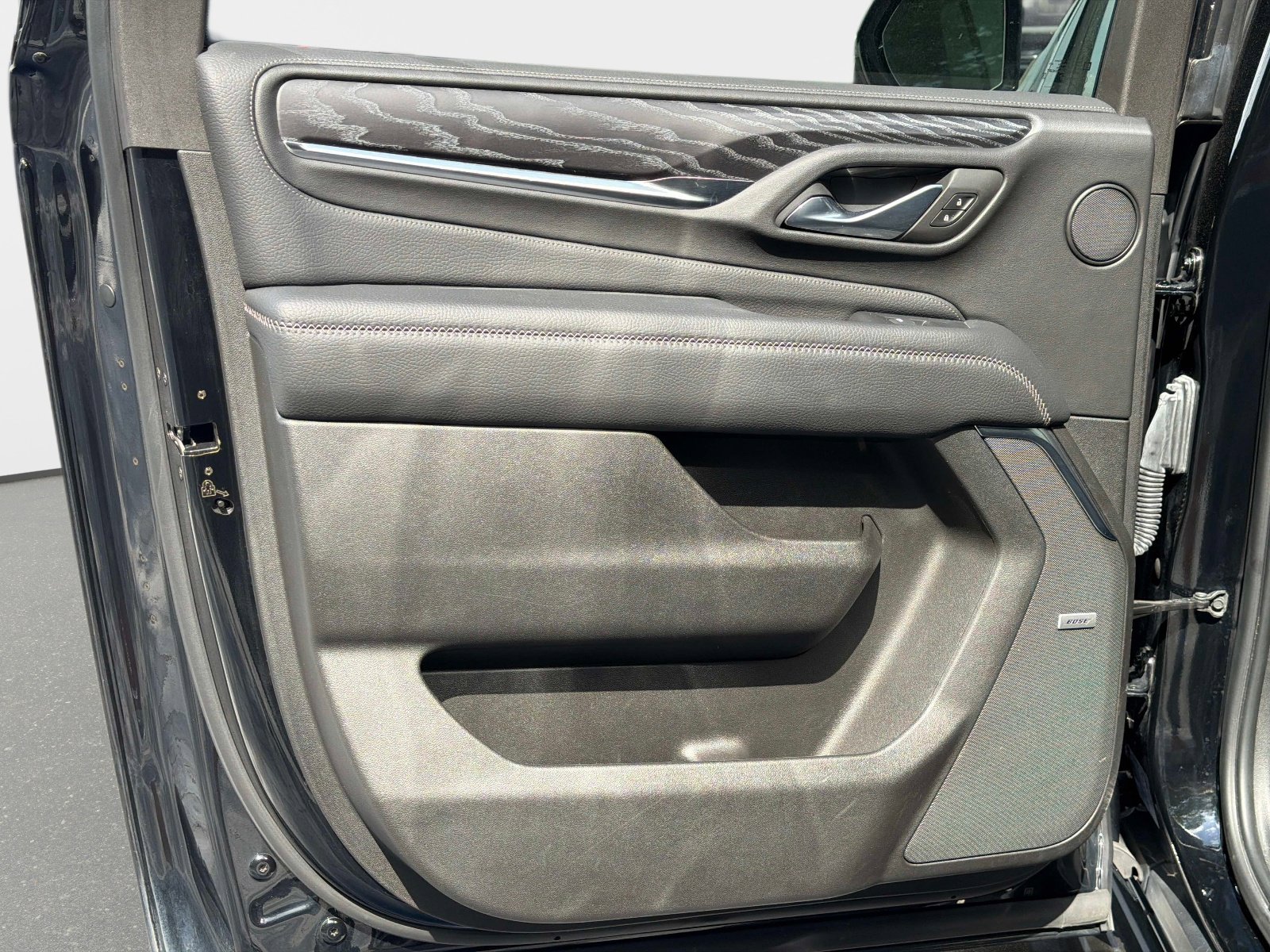 Used 2023 GMC Yukon XL Denali image 29