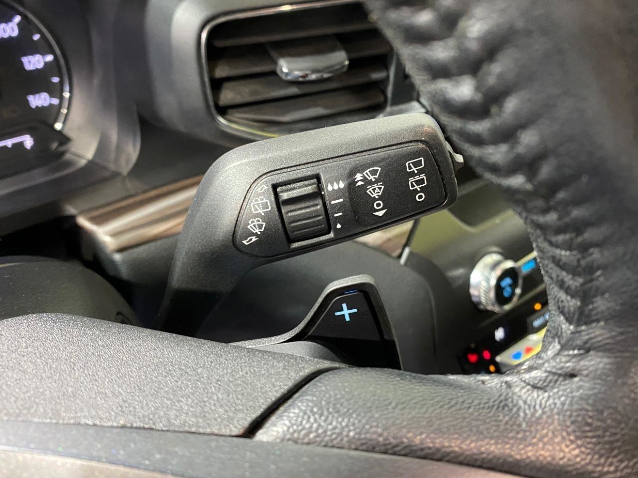 Used 2020 Ford Explorer Limited w/ Class III Trailer Tow Package image 22