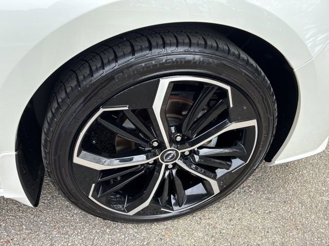 Used 2023 Nissan Altima 2.5 SR w/ SR Premium Package image 16