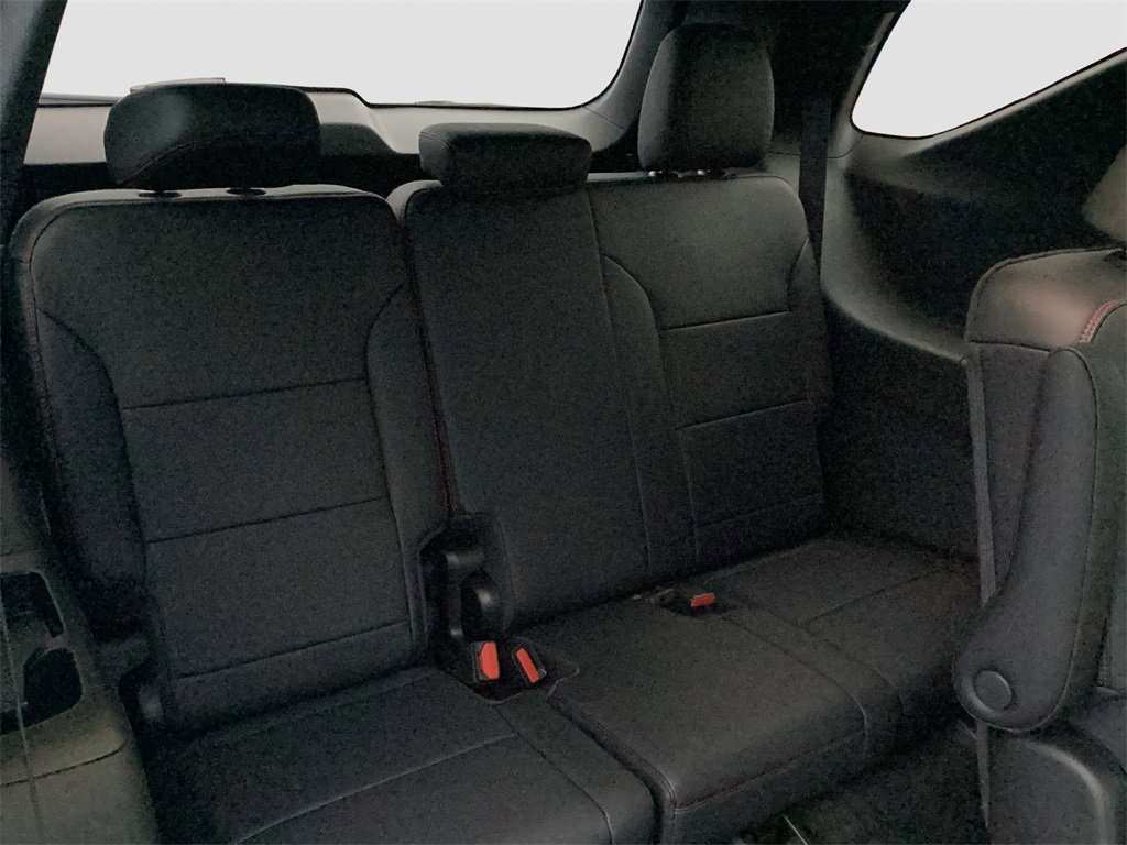 New 2026 Chevrolet Traverse RS w/ LPO, Floor Liner Package image 19