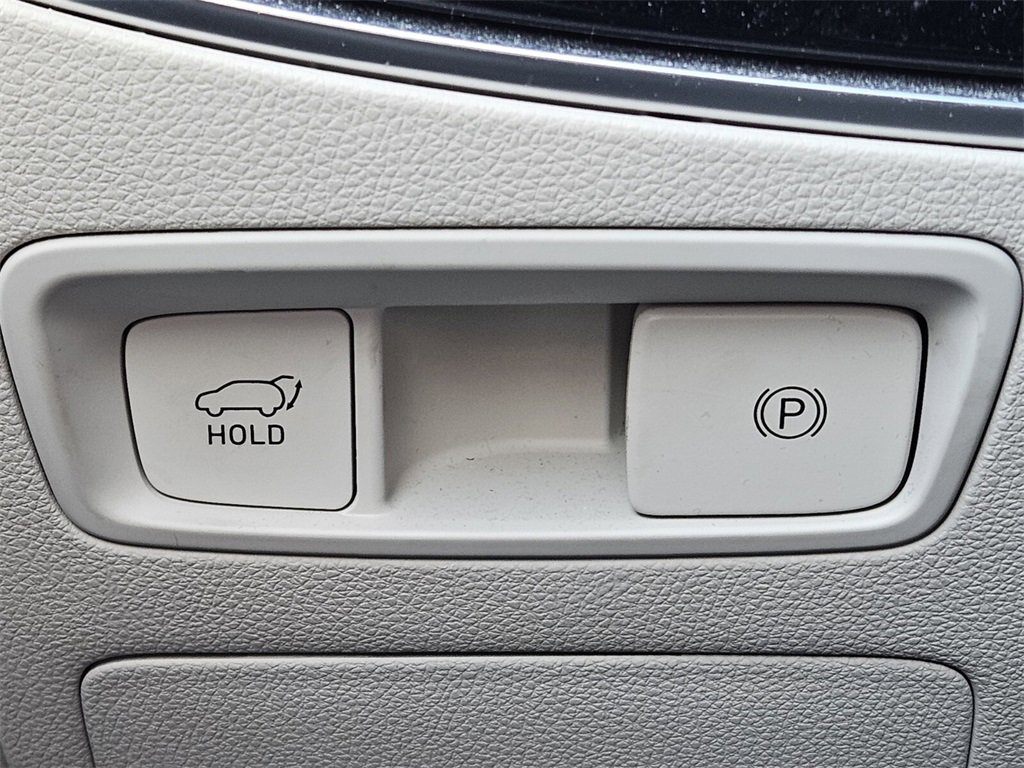 Used 2023 Genesis GV70 2.5T w/ Select Package image 19