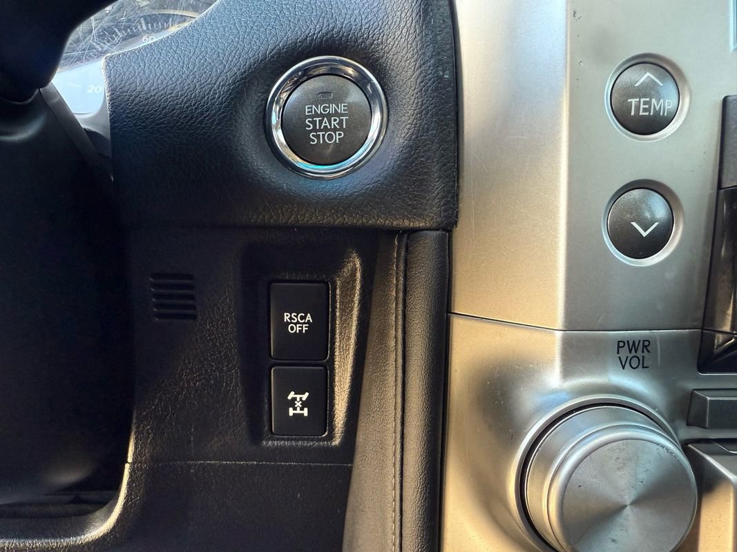 Used 2011 Lexus GX 460 image 34