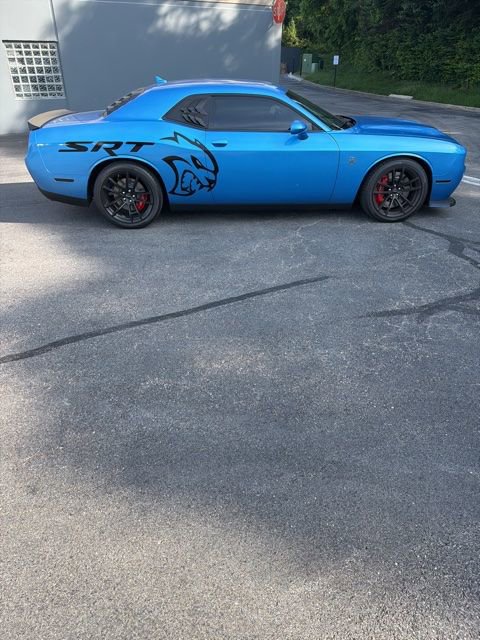 Used 2023 Dodge Challenger SRT Hellcat w/ Driver Convenience Group RWD image 5