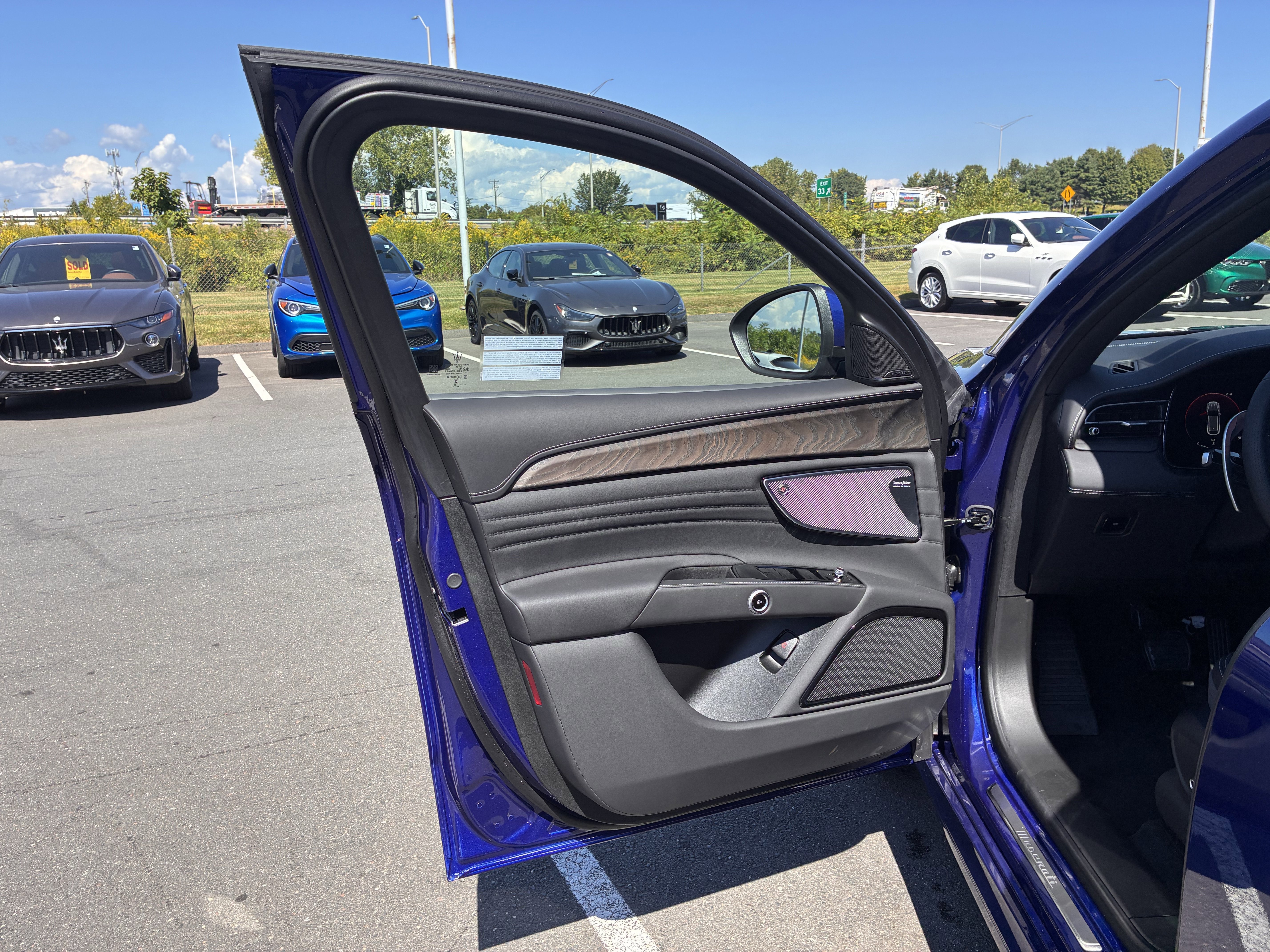 New 2025 Maserati Grecale GT image 15