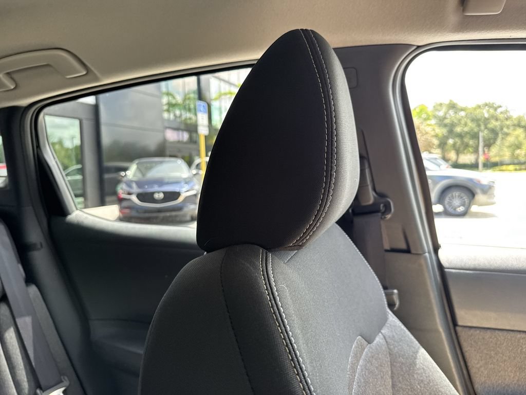 Used 2025 Nissan Kicks SV FWD image 20