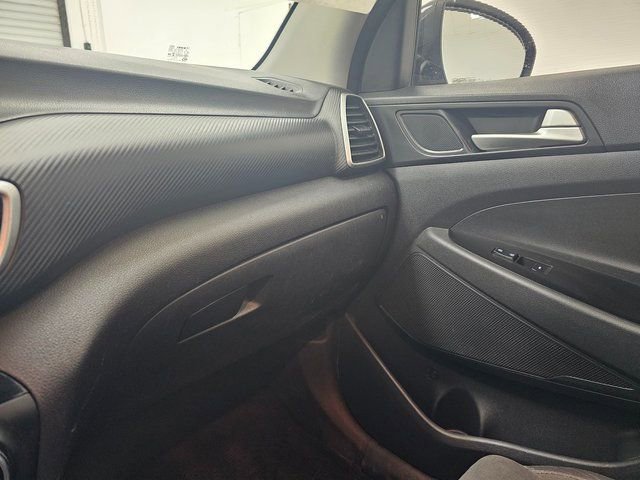 Used 2019 Hyundai Tucson SE image 20