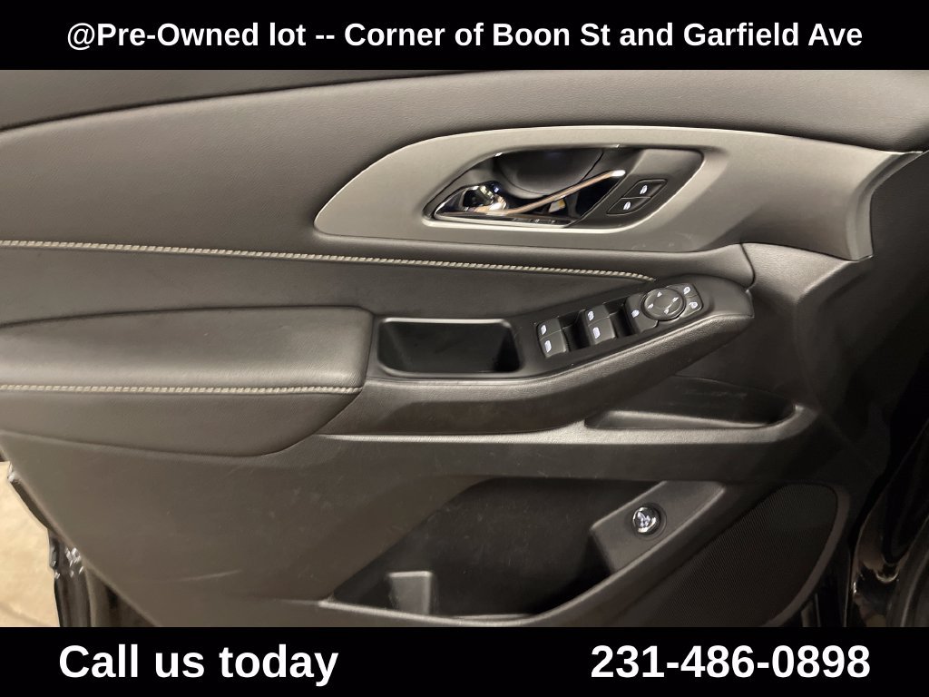 Used 2022 Chevrolet Traverse LT w/ LPO, Floor Liner Package AWD/4WD image 14