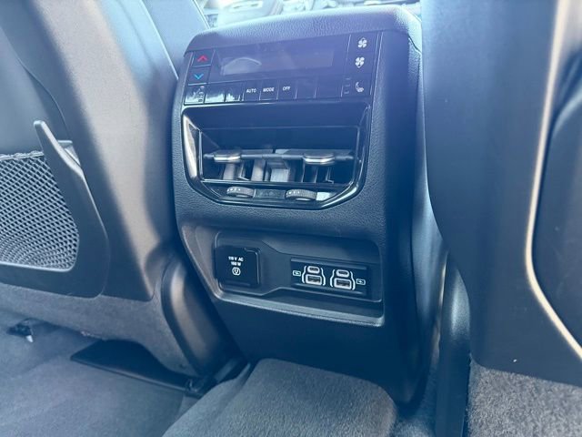 Used 2021 Jeep Grand Cherokee L Overland image 14