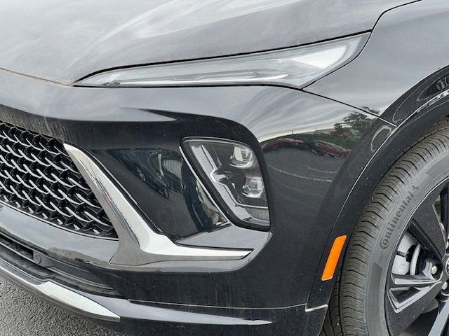 Certified 2025 Buick Envision Sport Touring image 11