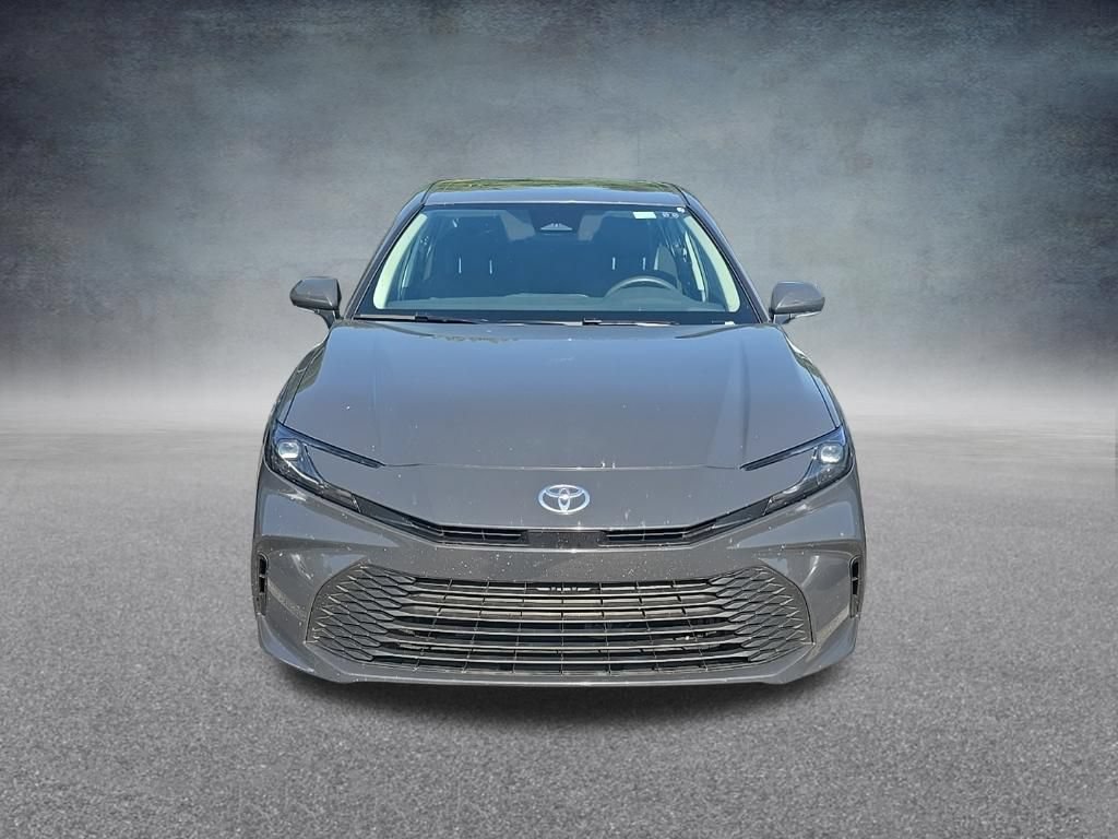 Used 2025 Toyota Camry LE FWD image 4