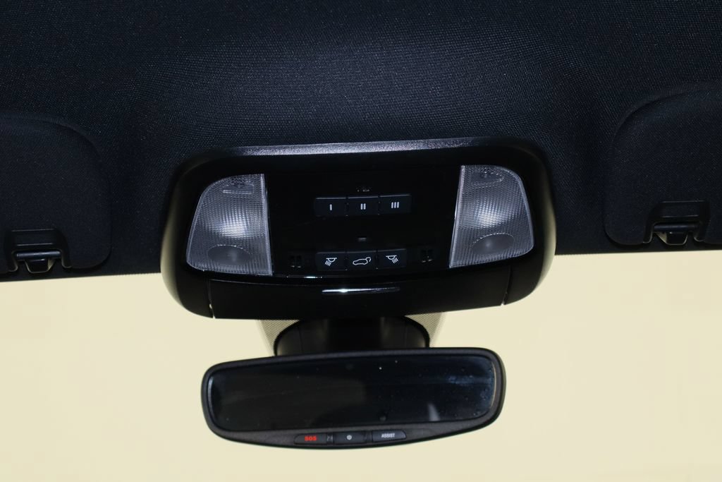 Used 2025 Dodge Durango GT AWD/4WD image 25