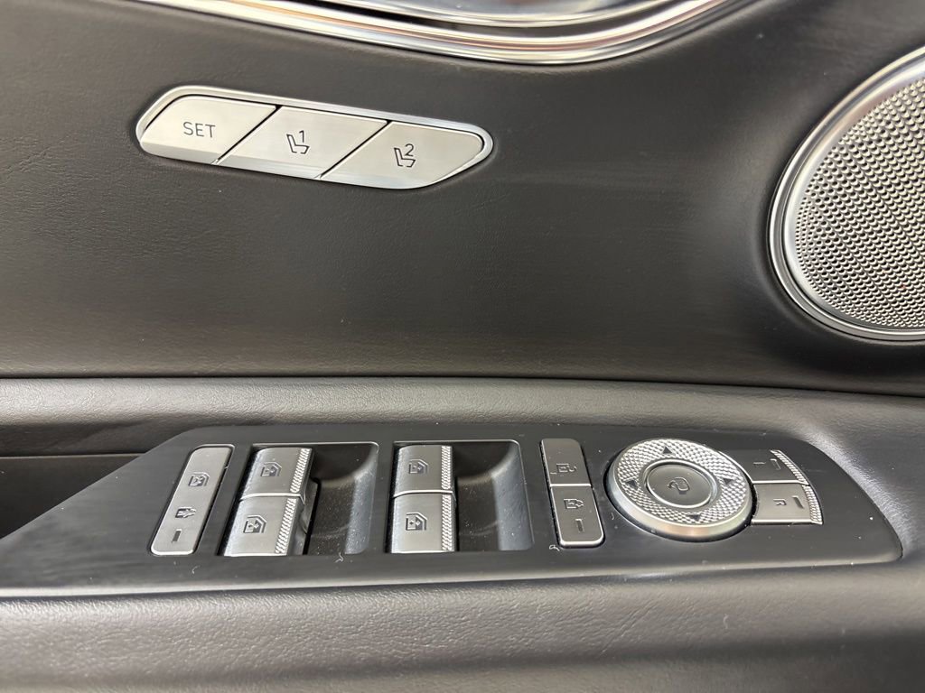 Used 2024 Genesis GV80 3.5T w/ Prestige Package image 17