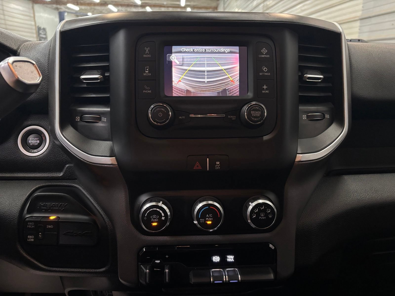 Used 2020 RAM 3500 Big Horn AWD/4WD image 21