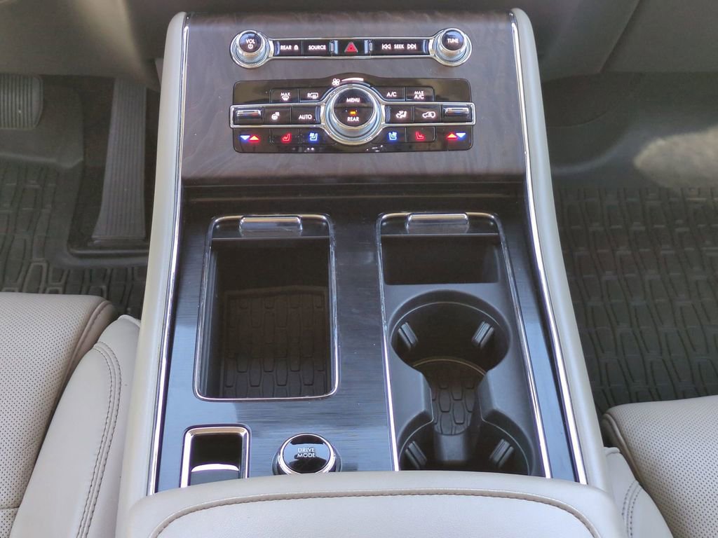 Used 2022 Lincoln Aviator Reserve w/ Equipment Group 201A image 18