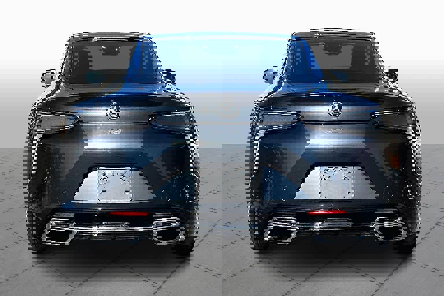 Used 2018 Lexus LC 500 Coupe w/ Sport Package image 5