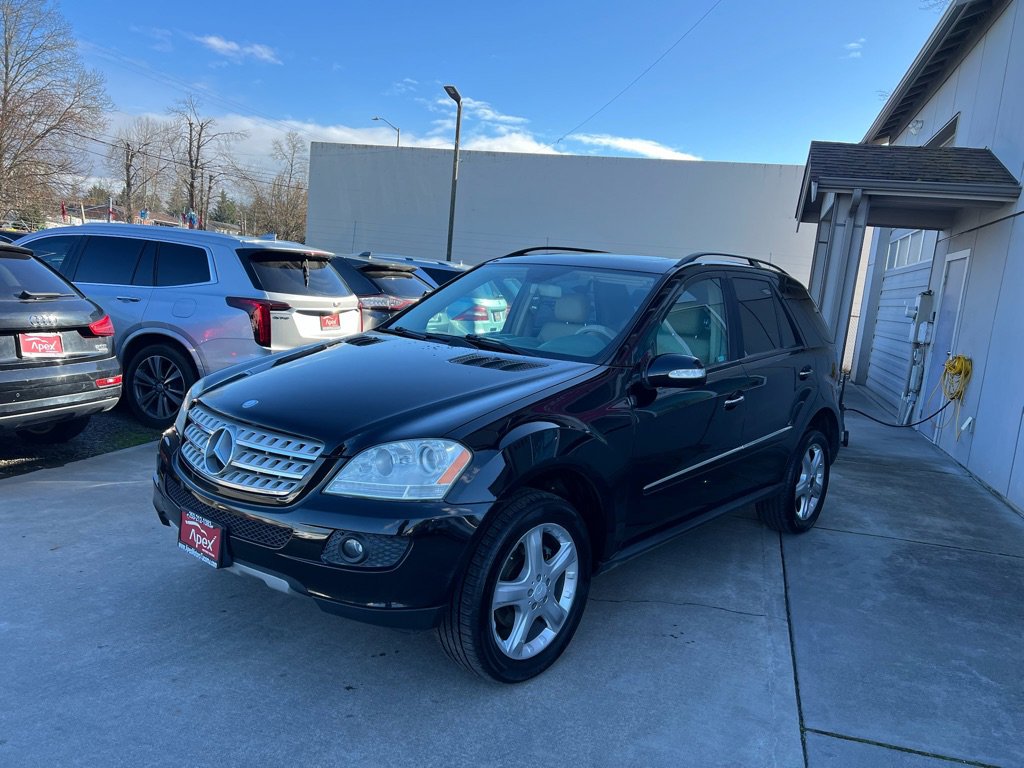 Used 2008 Mercedes-Benz ML 350 4MATIC image 3