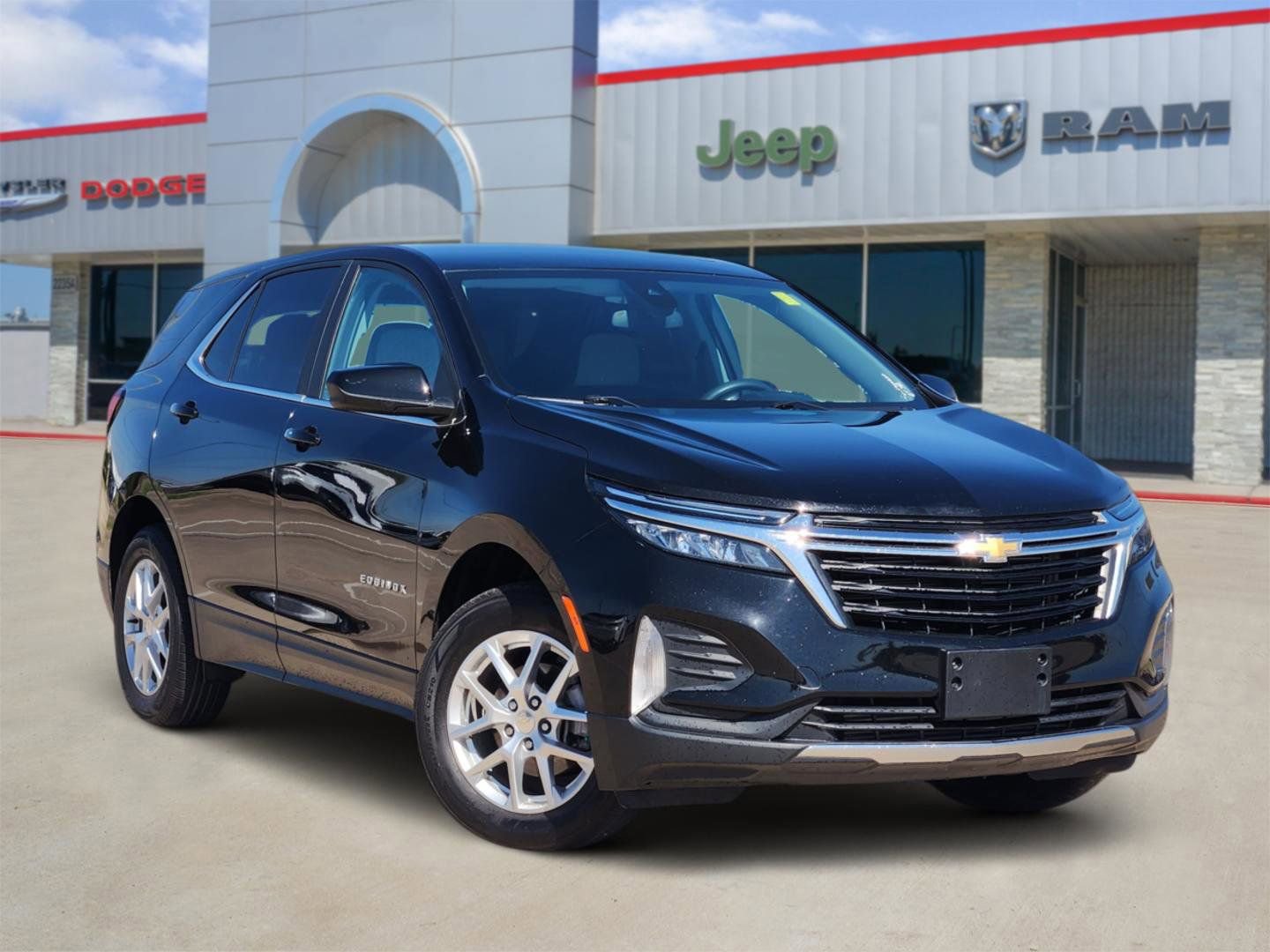 Used 2023 Chevrolet Equinox LT
