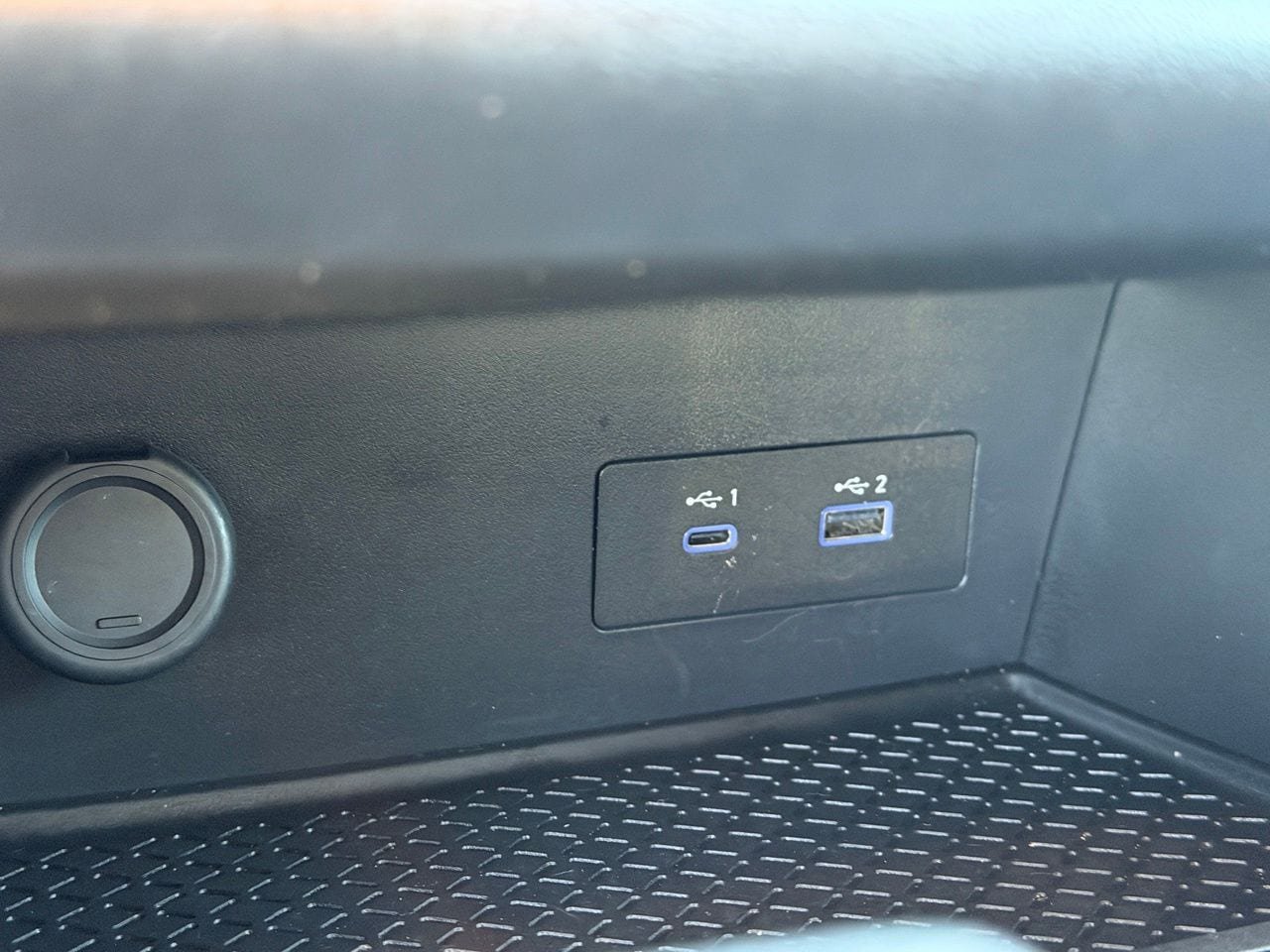 Certified 2024 Nissan Pathfinder SV FWD image 26