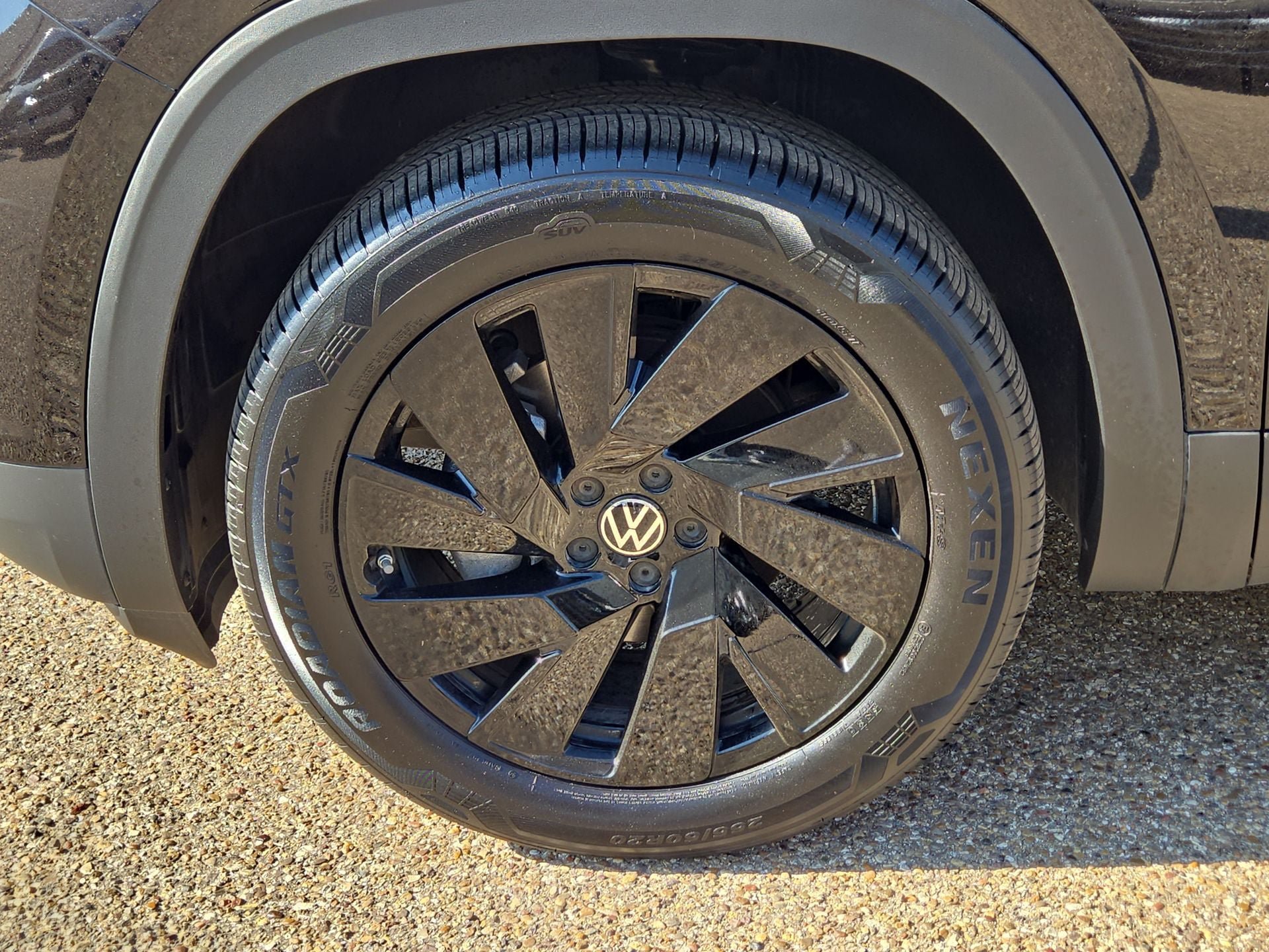 Used 2026 Volkswagen Atlas Cross Sport SE AWD/4WD image 11