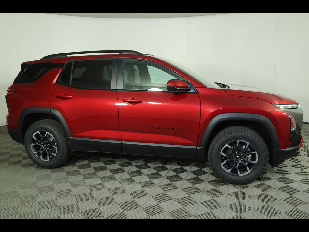 New 2026 Chevrolet Equinox ACTIV FWD image 5